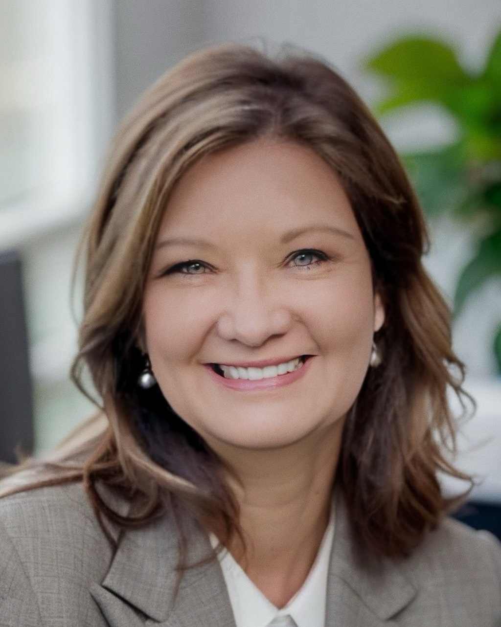 Gelinda Mudgett-RE/MAX mudgettrealtor real estate in Arkansas Air force base Little Rock Gelinda Mudgett agent