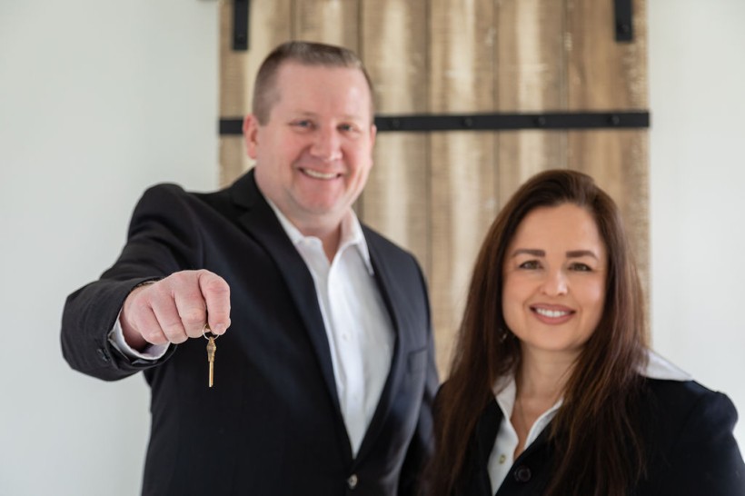 Gibbs and Story Realty Group @EXP Realty-Assoc. Broker, REALTOR, GRI, e-PRO, SFR, ABR, CDPE